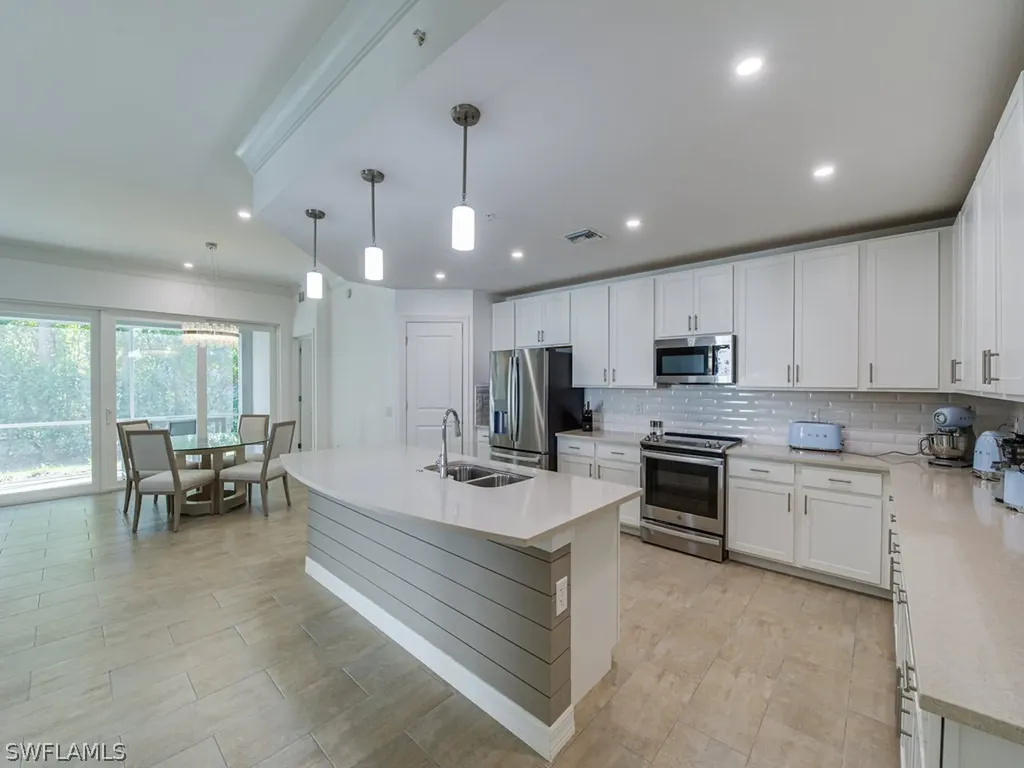 184 Indies Drive East Naples FL 34114