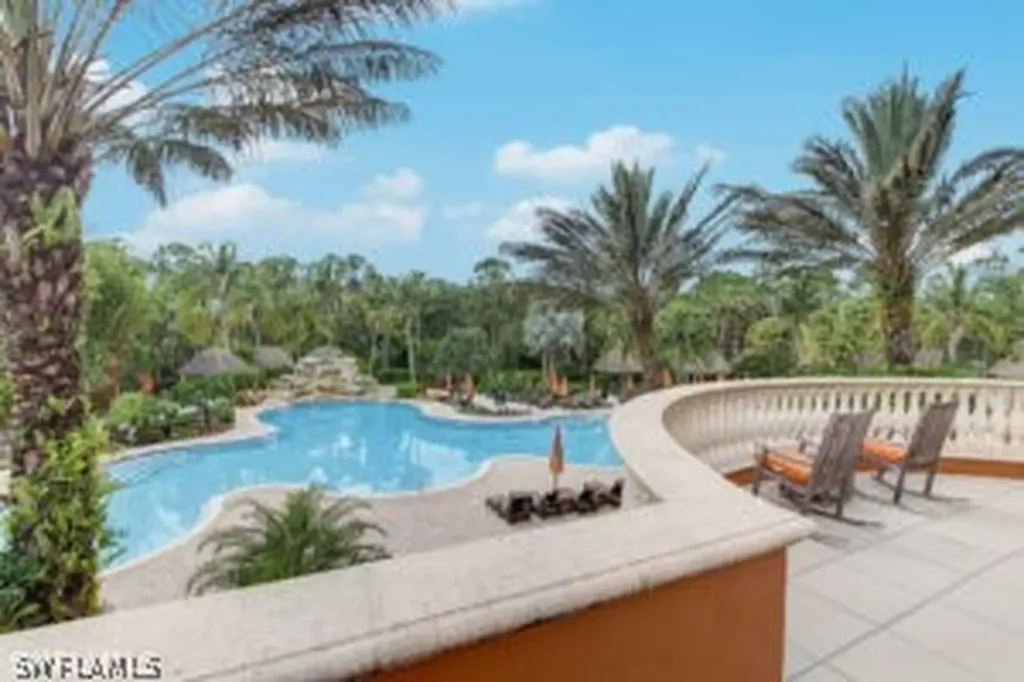 9097 Capistrano Street S Naples FL 34113