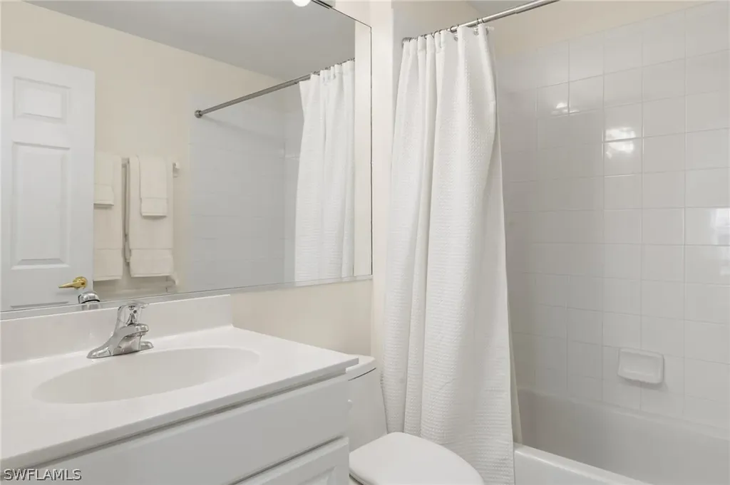 10015 Oakhurst Way Fort Myers FL 33913