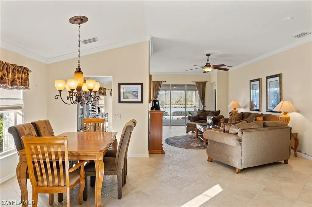 10015 Oakhurst Way Fort Myers FL 33913