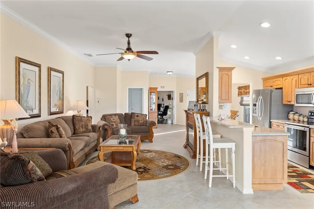 10015 Oakhurst Way Fort Myers FL 33913