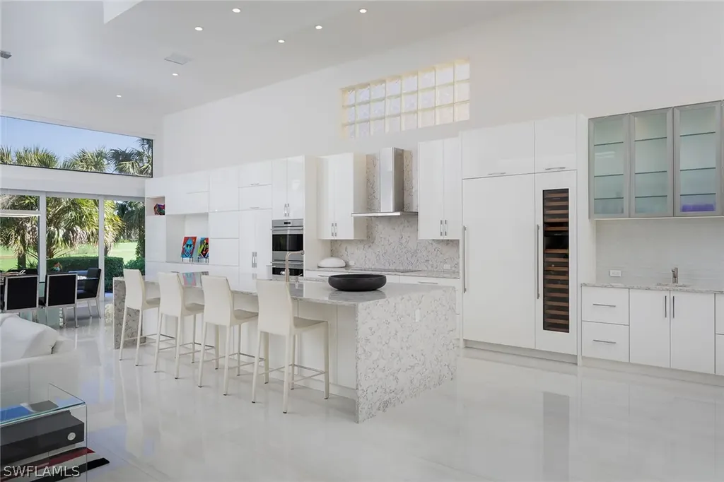 7918 Cocobay Drive Naples FL 34108