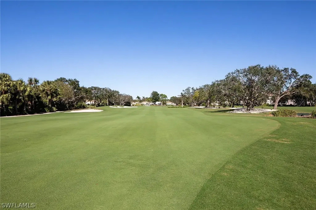 7918 Cocobay Drive Naples FL 34108