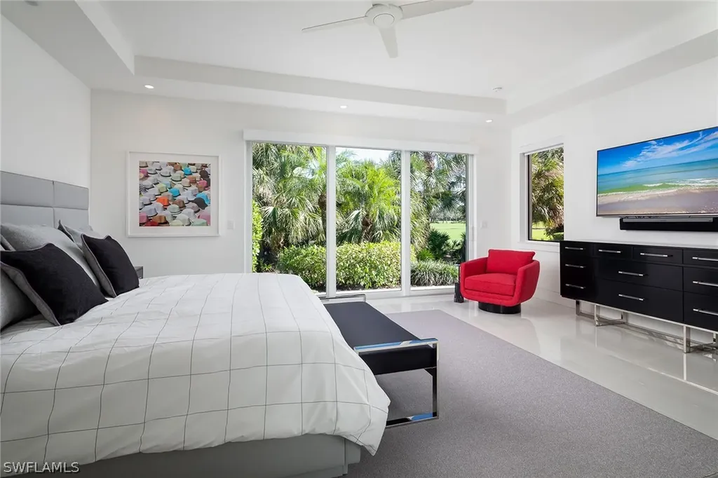 7918 Cocobay Drive Naples FL 34108