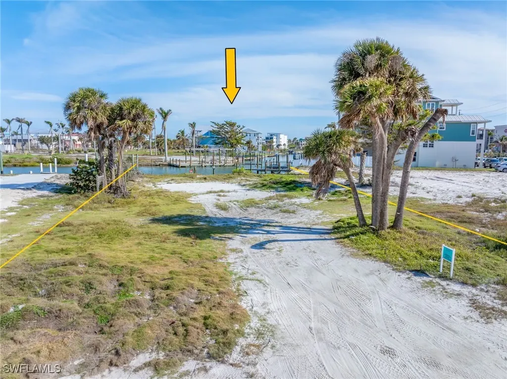 587 Carlos Circle Fort Myers Beach FL 33931