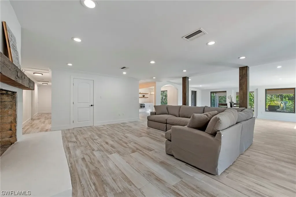 9820 Montana Court Bonita Springs FL 34135