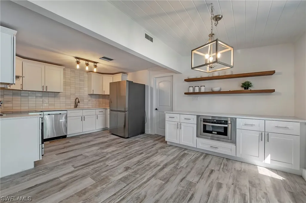 9820 Montana Court Bonita Springs FL 34135