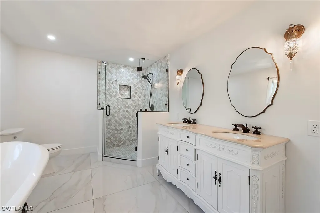 9820 Montana Court Bonita Springs FL 34135