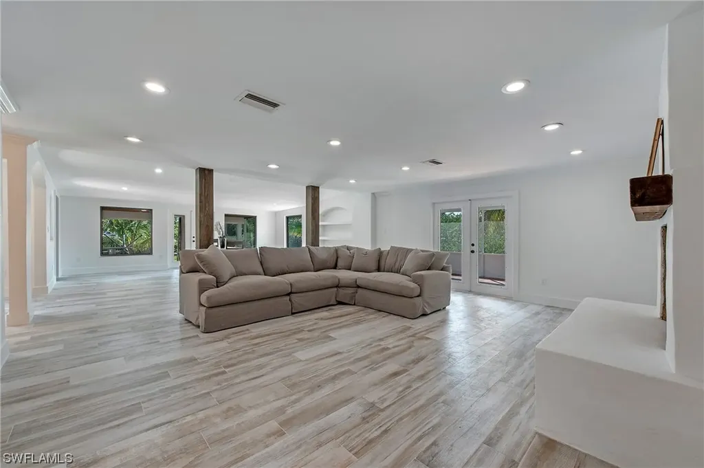 9820 Montana Court Bonita Springs FL 34135