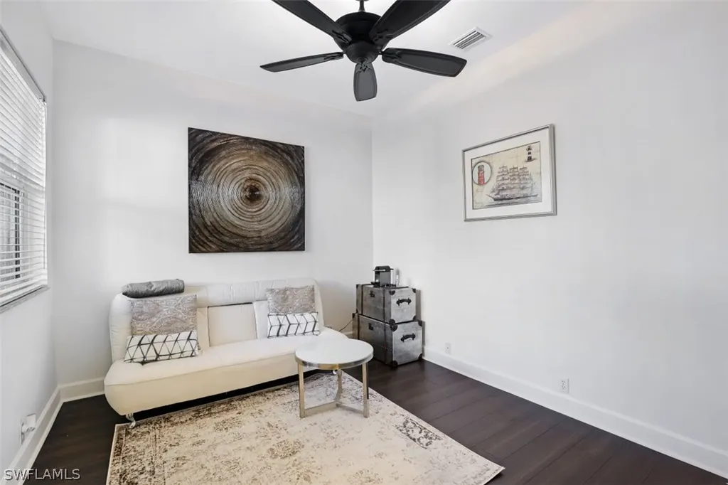 3220 Hamlet Drive Naples FL 34105
