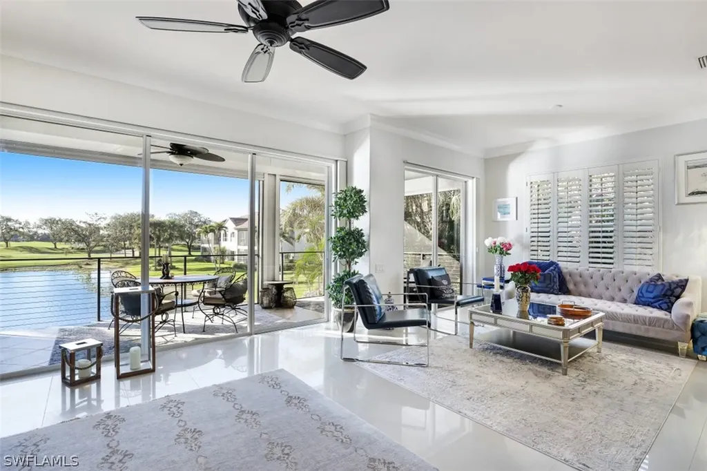 3220 Hamlet Drive Naples FL 34105