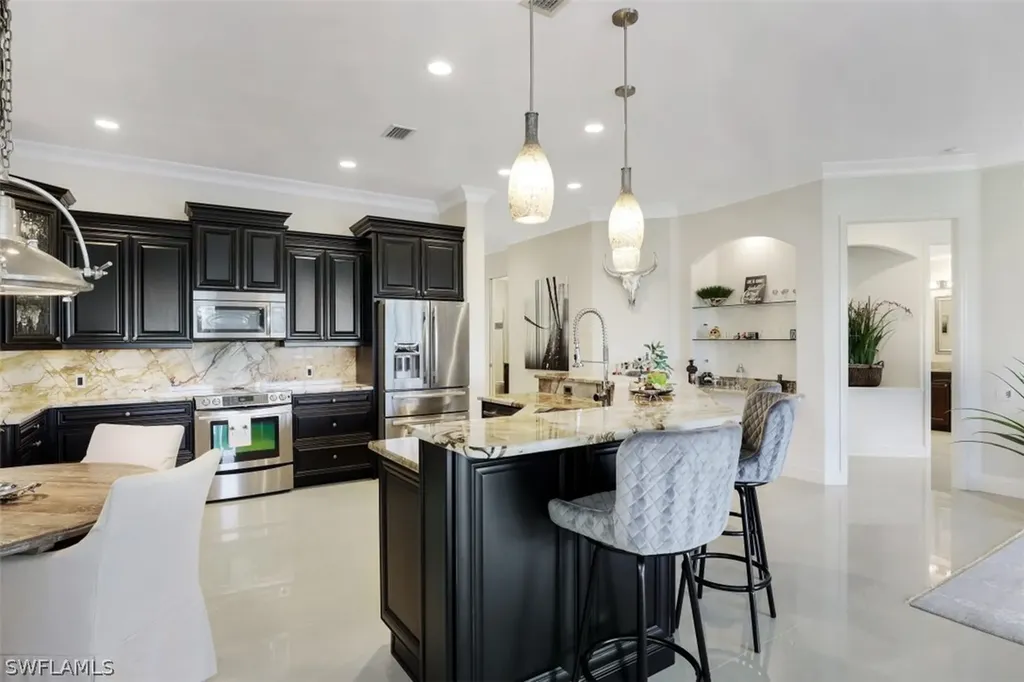 3220 Hamlet Drive Naples FL 34105
