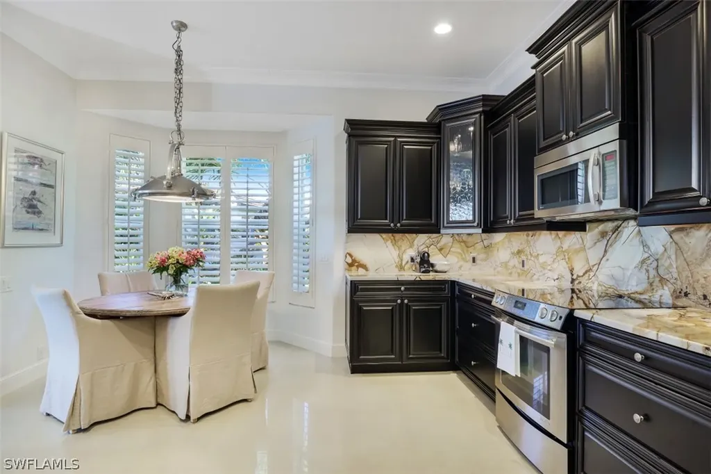 3220 Hamlet Drive Naples FL 34105