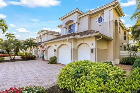 3220 Hamlet Drive Naples FL 34105