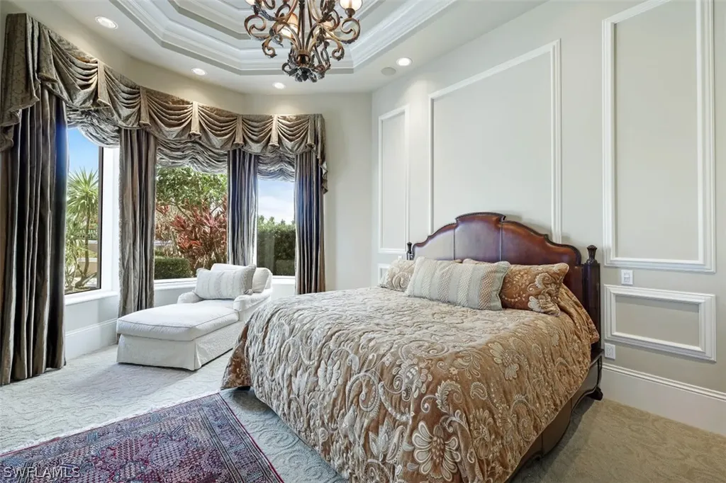 1060 Borghese Lane Naples FL 34114