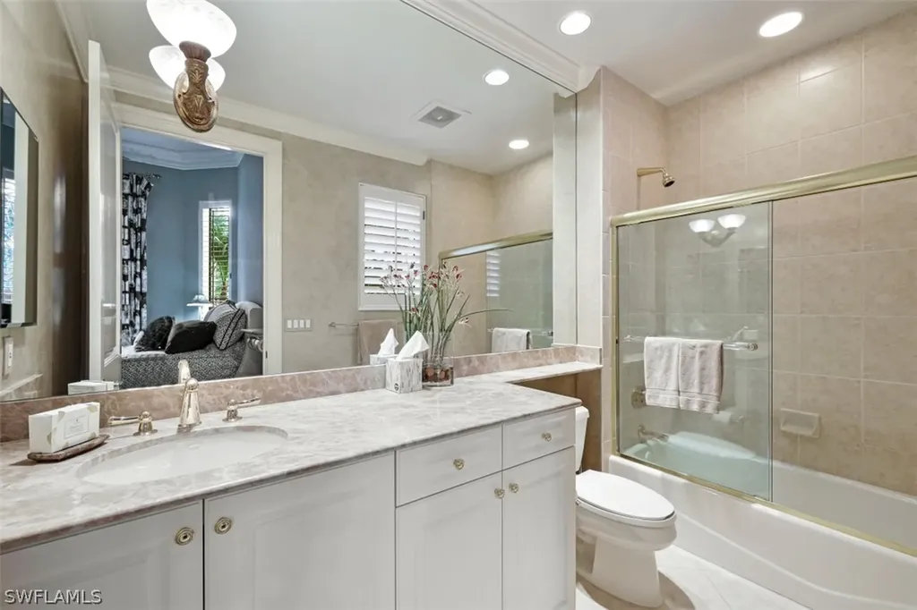 1060 Borghese Lane Naples FL 34114