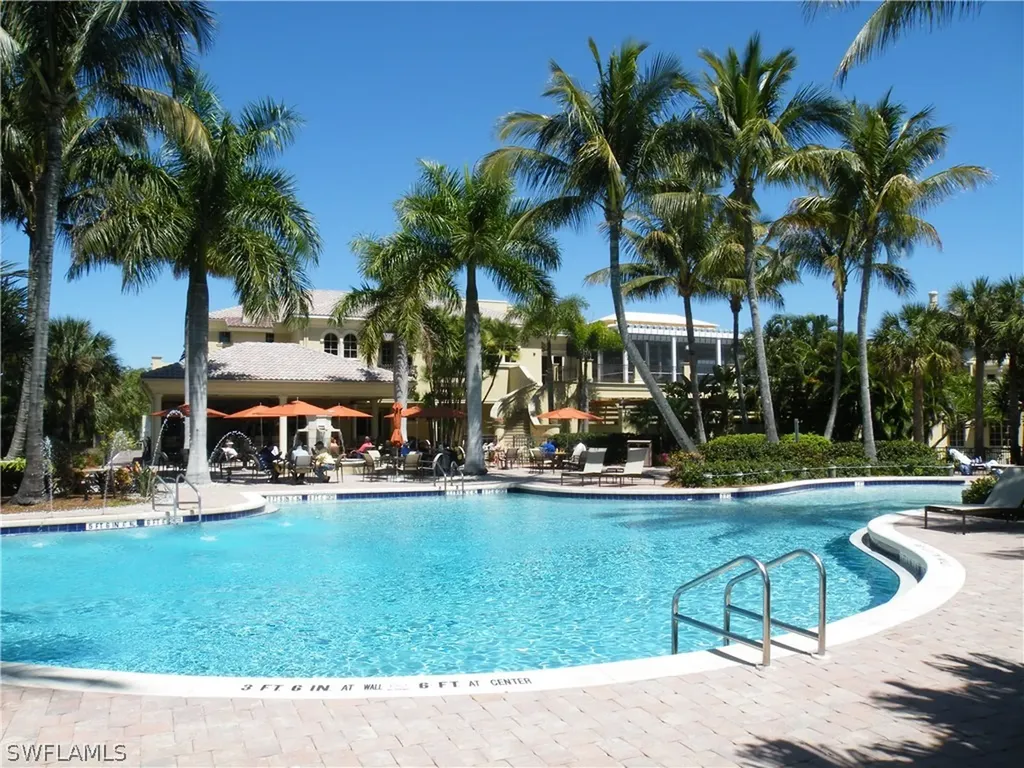 1060 Borghese Lane Naples FL 34114