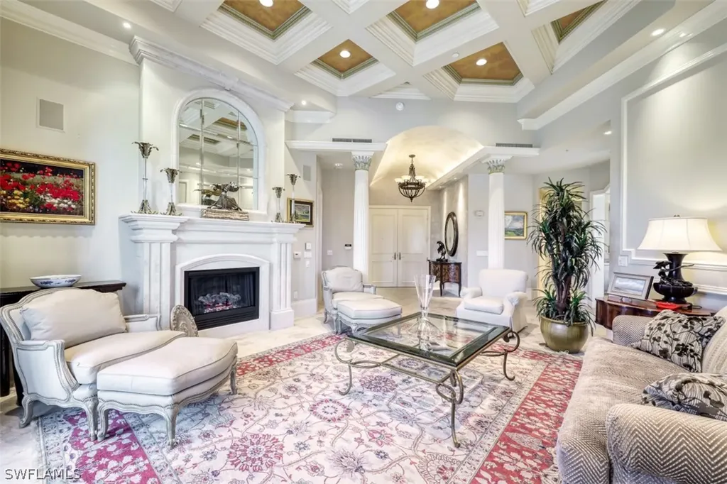 1060 Borghese Lane Naples FL 34114