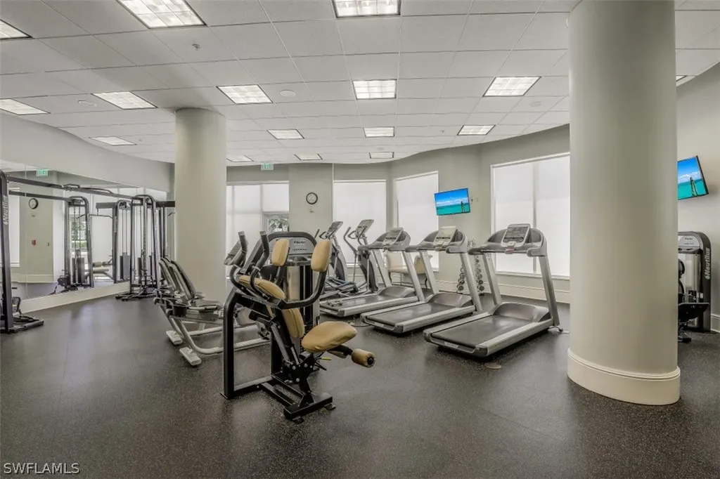 1060 Borghese Lane Naples FL 34114