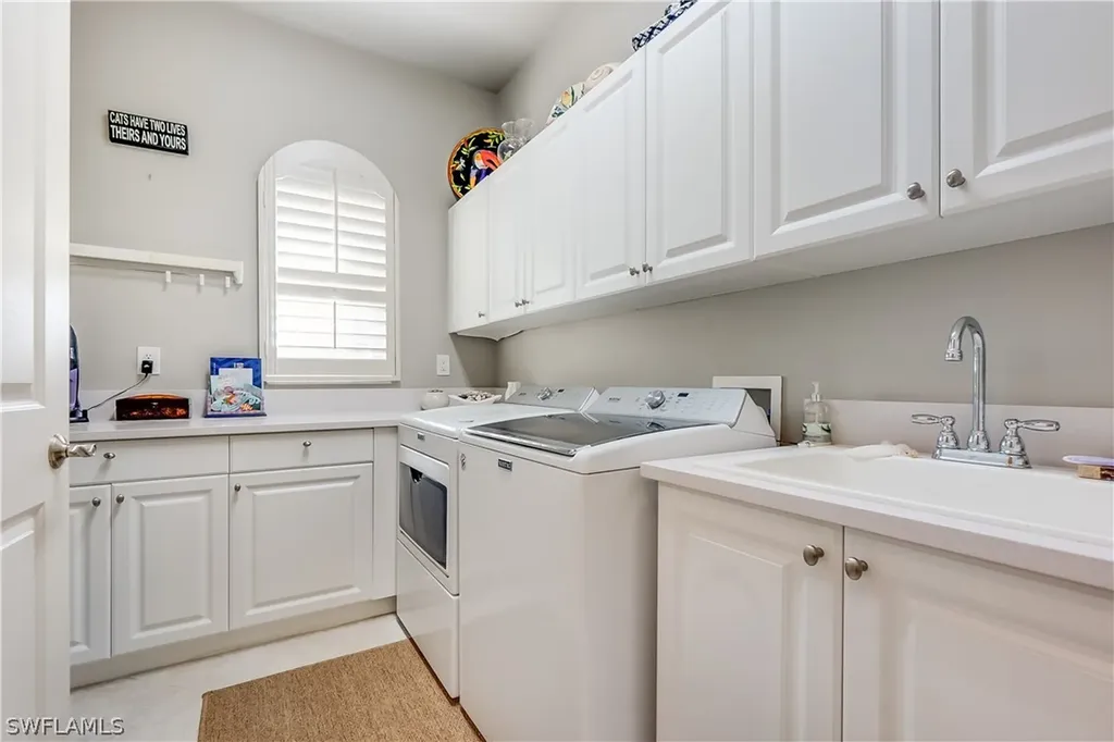 7510 Lake Valencia Court Fort Myers Beach FL 33931