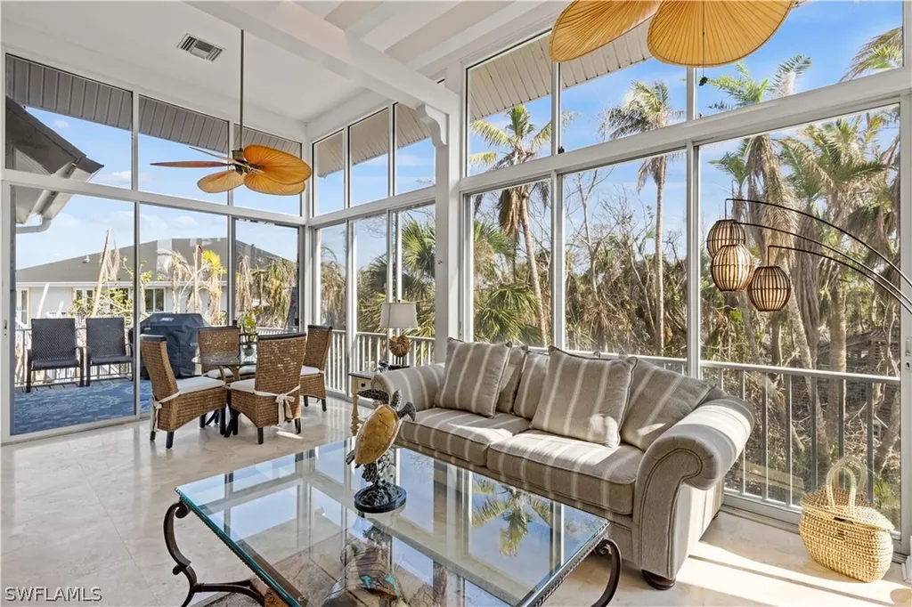 950 Cabbage Palm Court Sanibel FL 33957
