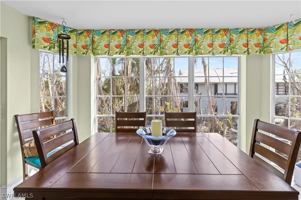 950 Cabbage Palm Court Sanibel FL 33957