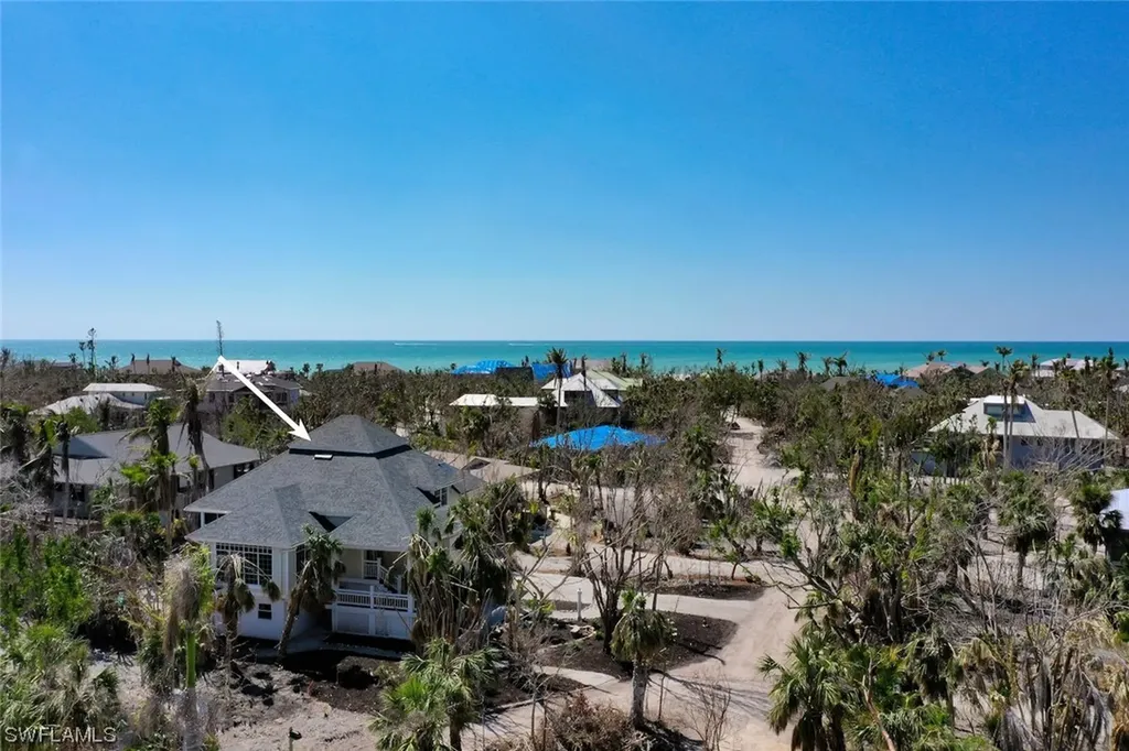 950 Cabbage Palm Court Sanibel FL 33957