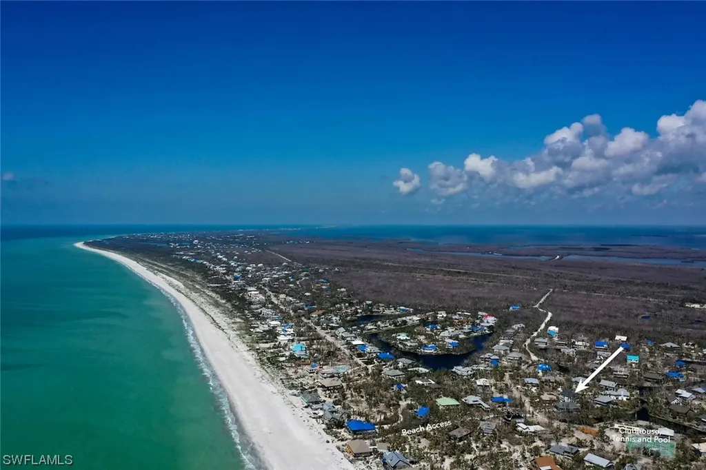 950 Cabbage Palm Court Sanibel FL 33957