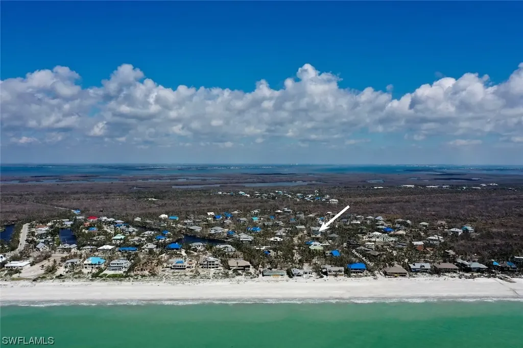 950 Cabbage Palm Court Sanibel FL 33957