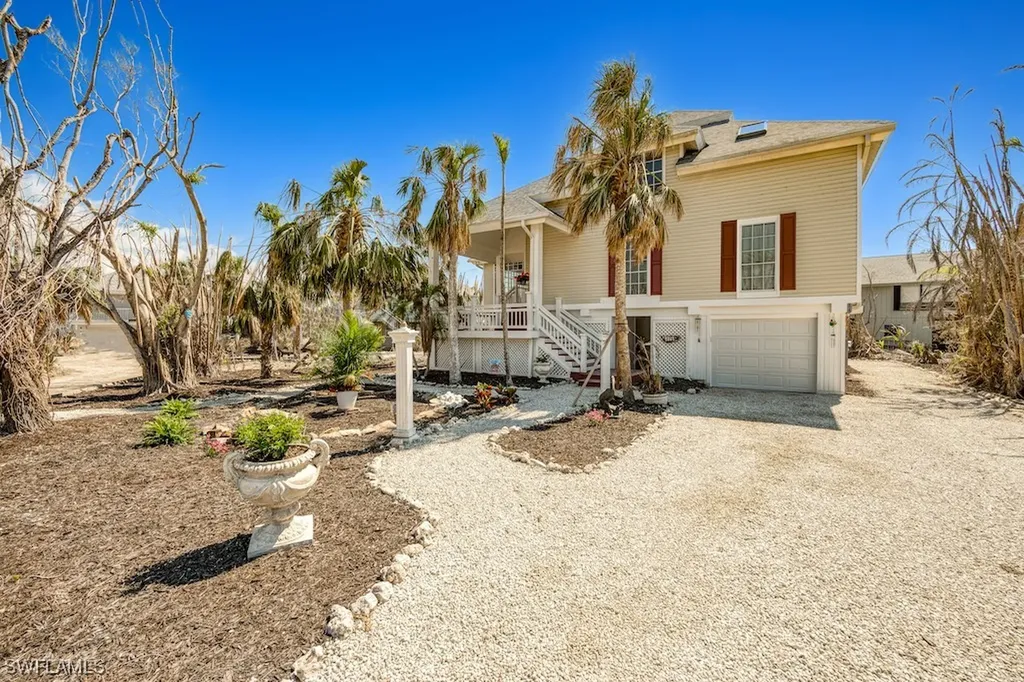 950 Cabbage Palm Court Sanibel FL 33957