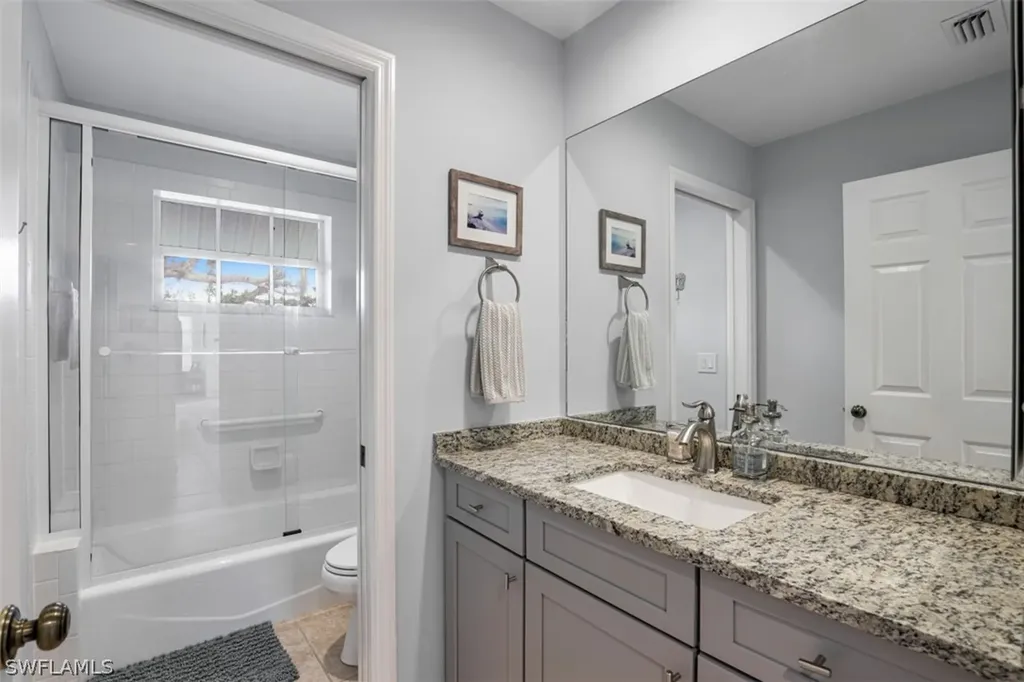 241 Violet Drive Sanibel FL 33957