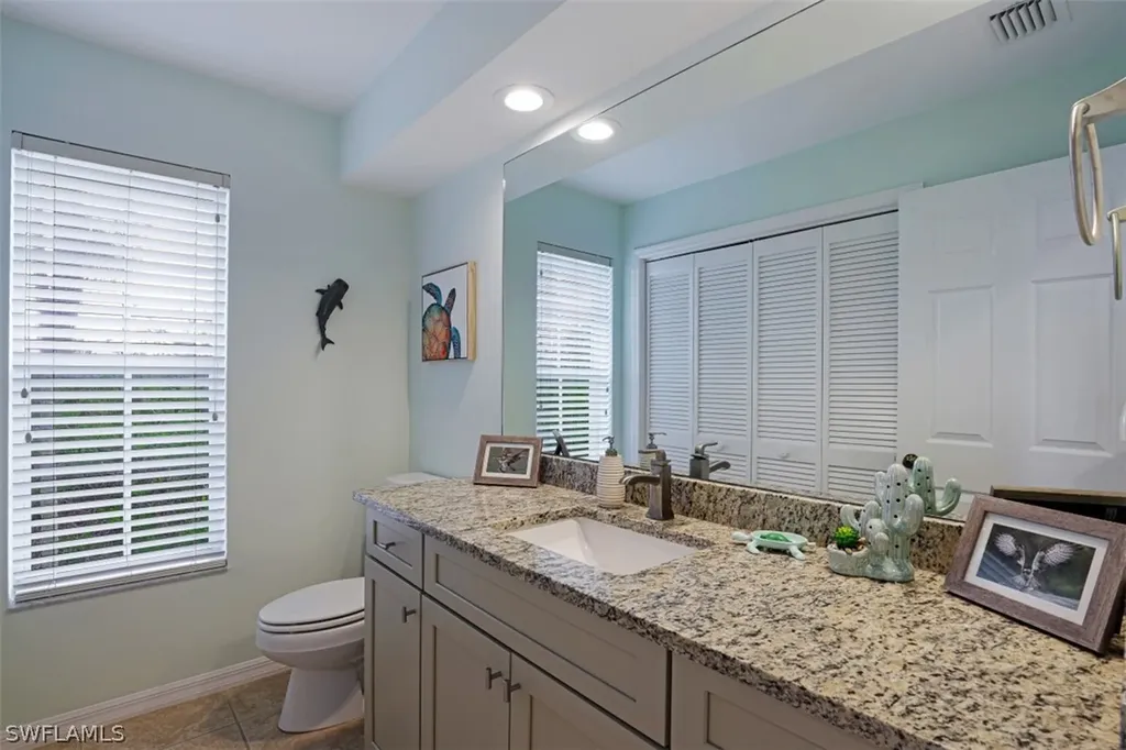 241 Violet Drive Sanibel FL 33957