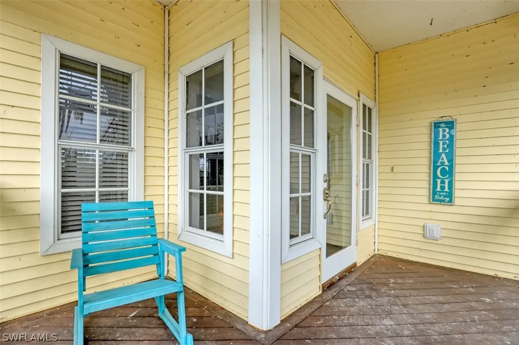 241 Violet Drive Sanibel FL 33957