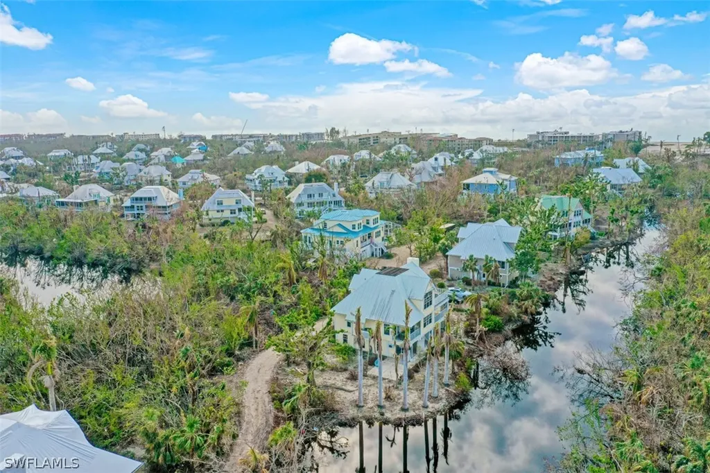 241 Violet Drive Sanibel FL 33957
