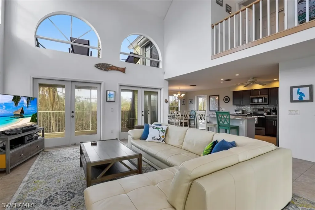 241 Violet Drive Sanibel FL 33957