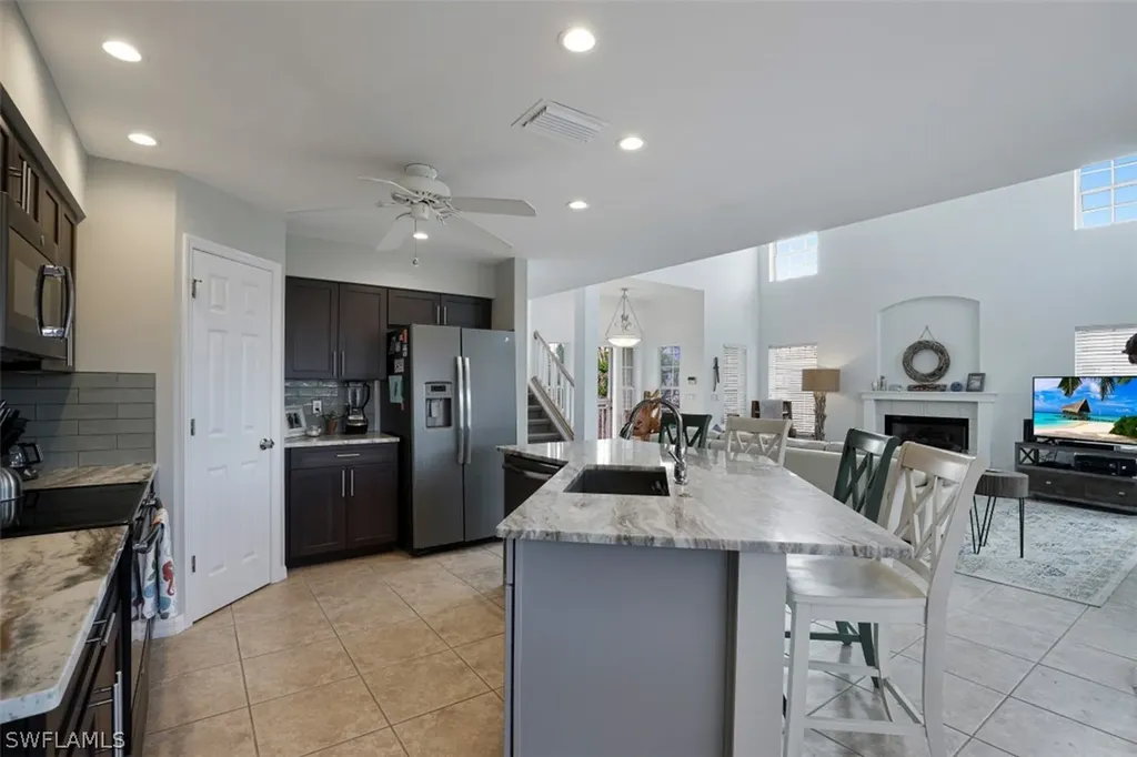 241 Violet Drive Sanibel FL 33957