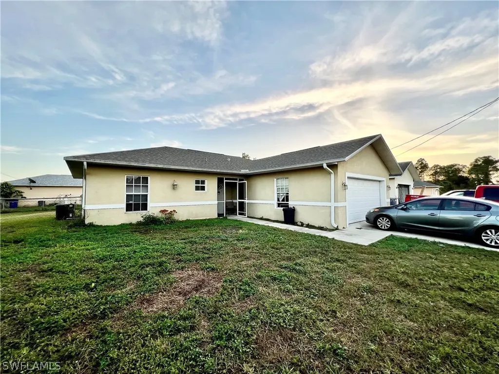 1260 Augusta Street E Lehigh Acres FL 33974
