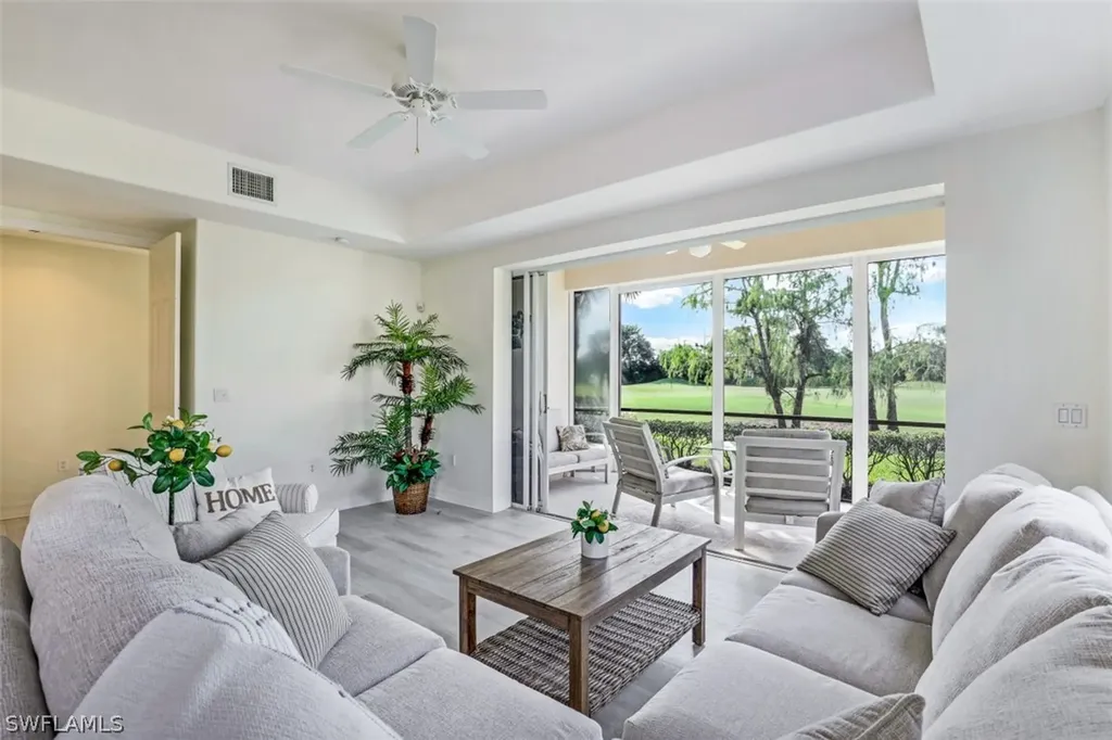 6049 Ashford Lane Naples FL 34110