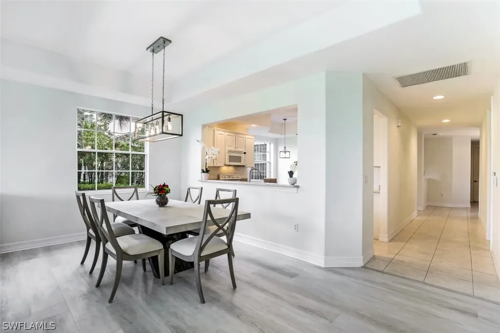 6049 Ashford Lane Naples FL 34110