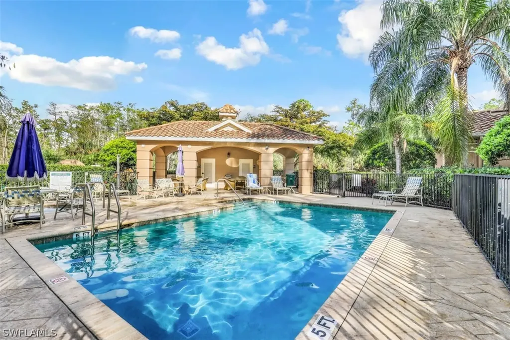 6049 Ashford Lane Naples FL 34110