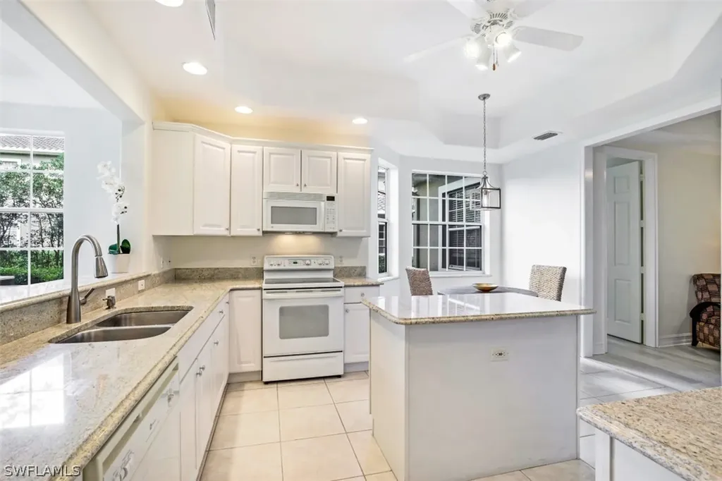 6049 Ashford Lane Naples FL 34110
