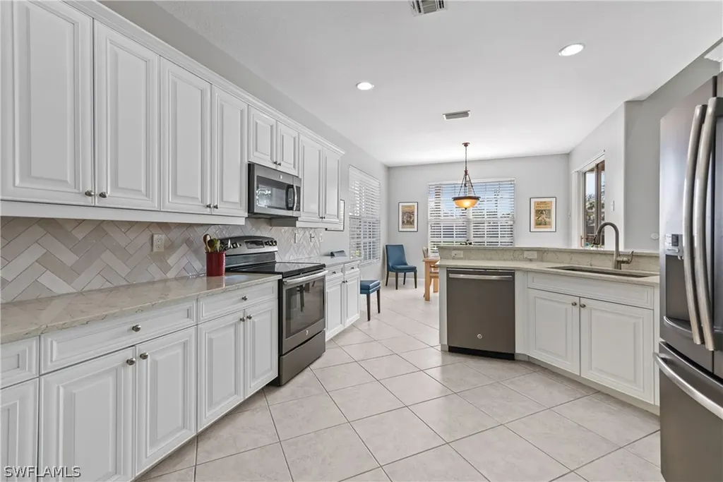 8931 Greenwich Hills Way Fort Myers FL 33908