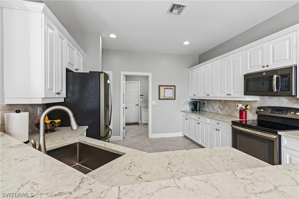 8931 Greenwich Hills Way Fort Myers FL 33908