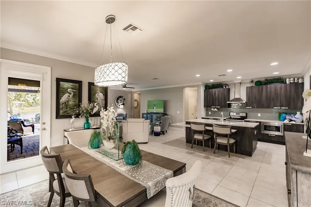 14680 Tropical Drive Naples FL 34114
