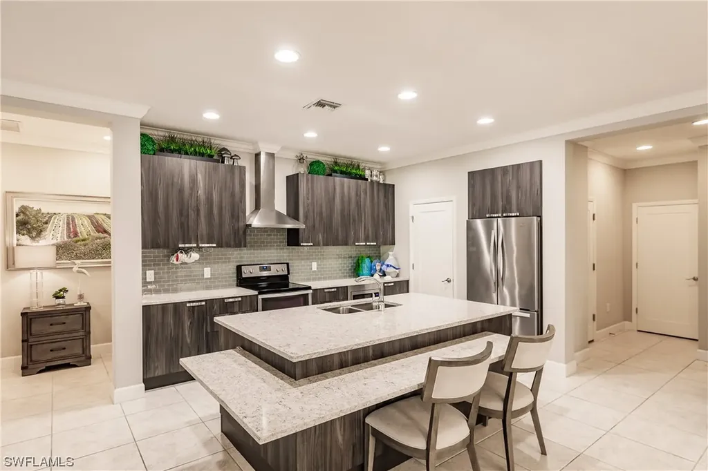 14680 Tropical Drive Naples FL 34114