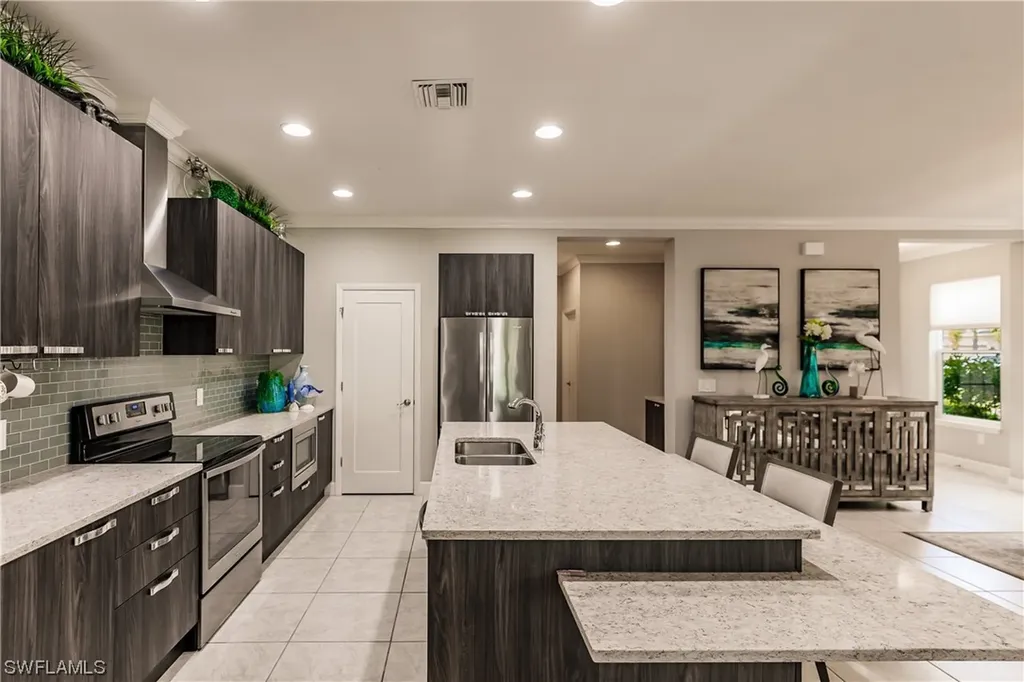 14680 Tropical Drive Naples FL 34114