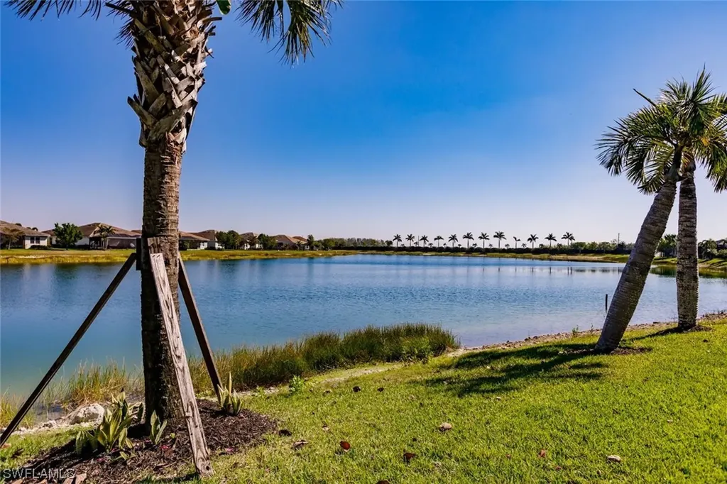 14680 Tropical Drive Naples FL 34114