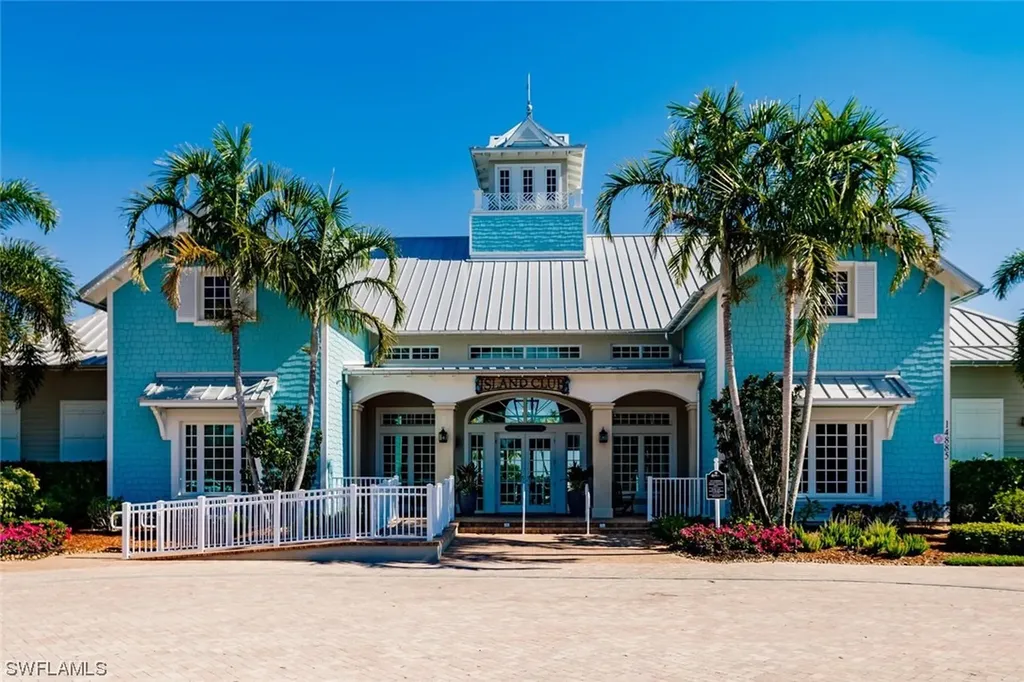 14680 Tropical Drive Naples FL 34114
