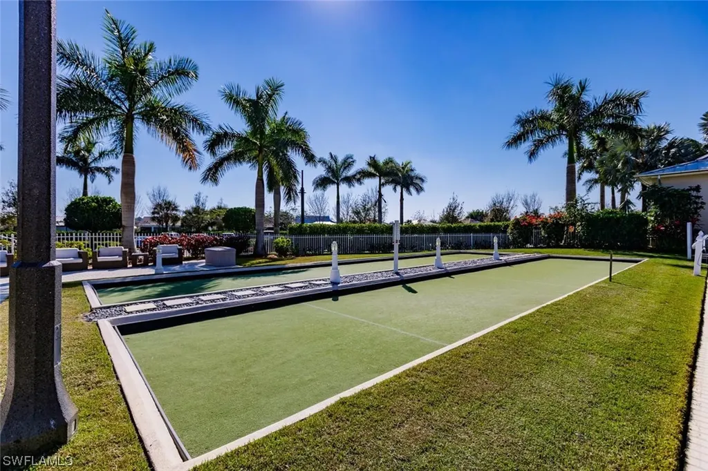 14680 Tropical Drive Naples FL 34114