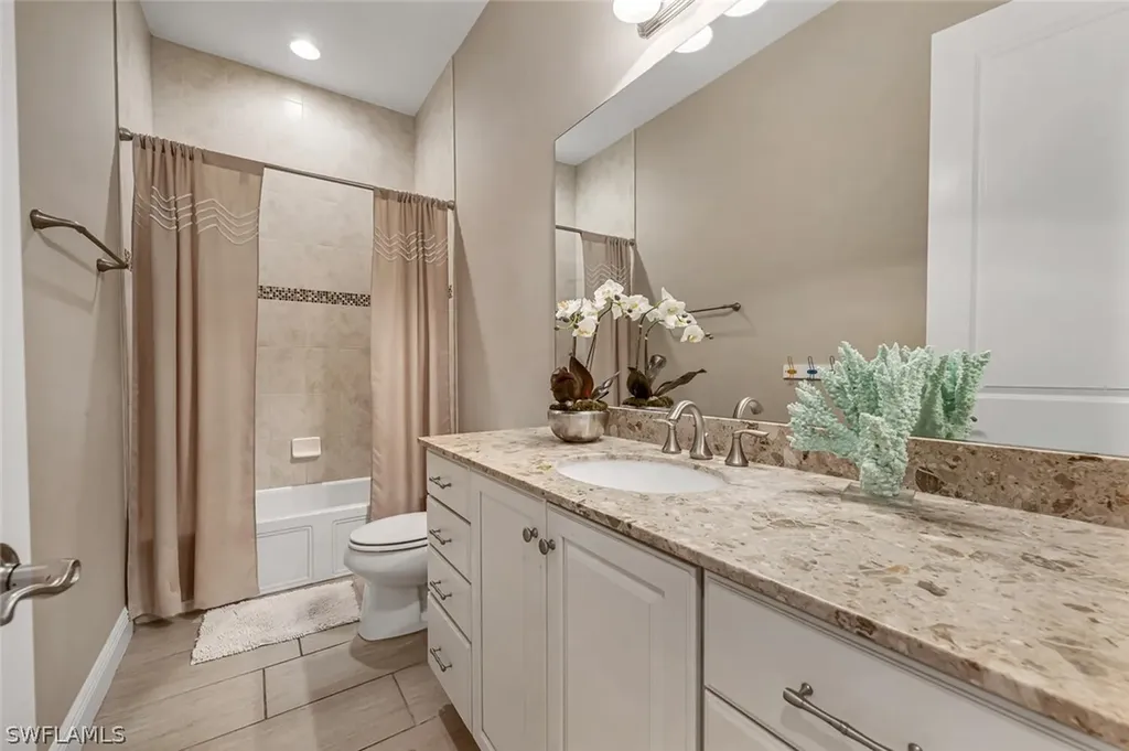 4741 Formosa Drive Naples FL 34119
